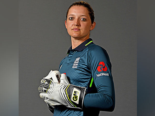 Sarah Taylor joins Sussex coaching staff on ‘part-time basis’