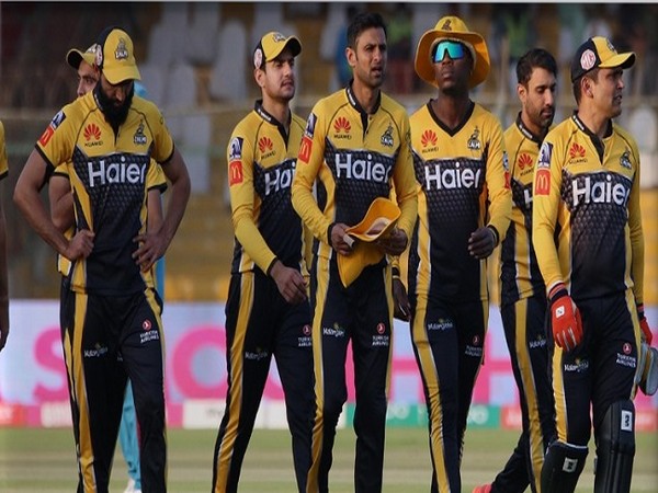 PSL 6: Peshawar Zalmi fined for maintaining slow over-rate against Karachi Kings