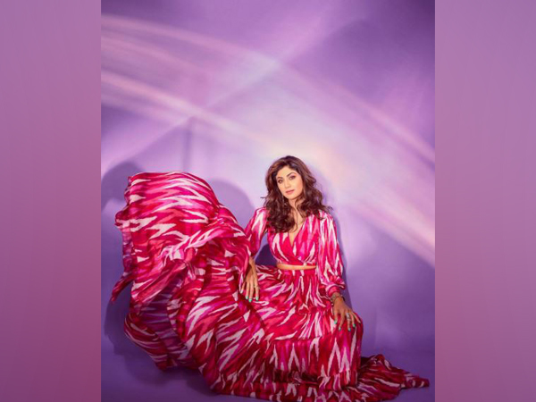 Shilpa Shetty advises fans to ‘go pink’ in latest Instagram post