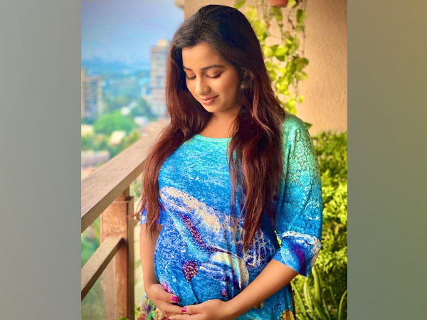 Shreya Ghoshal announces first pregnancy, says ‘baby Shreyaditya is on its way’