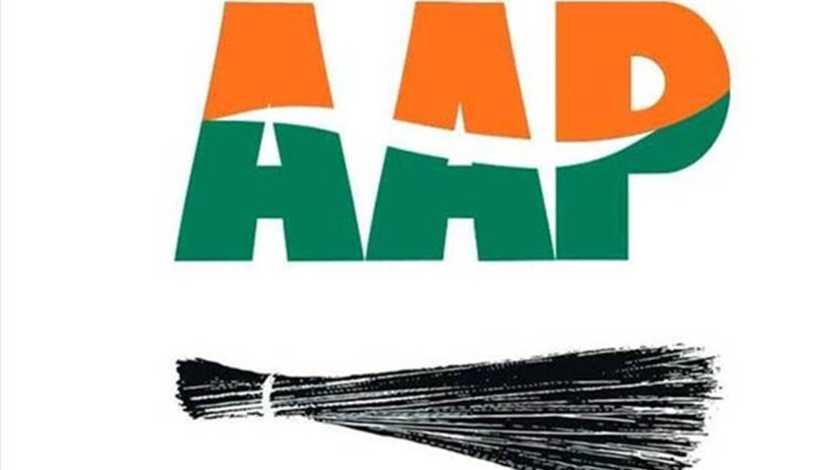 NCW ‘detains’ AAP Gujarat Chief for unsavoury remarks against PM