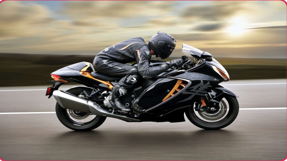 SUZUKI BRINGS BACK THE ICONIC HAYABUSA SUPERBIKE TO INDIA