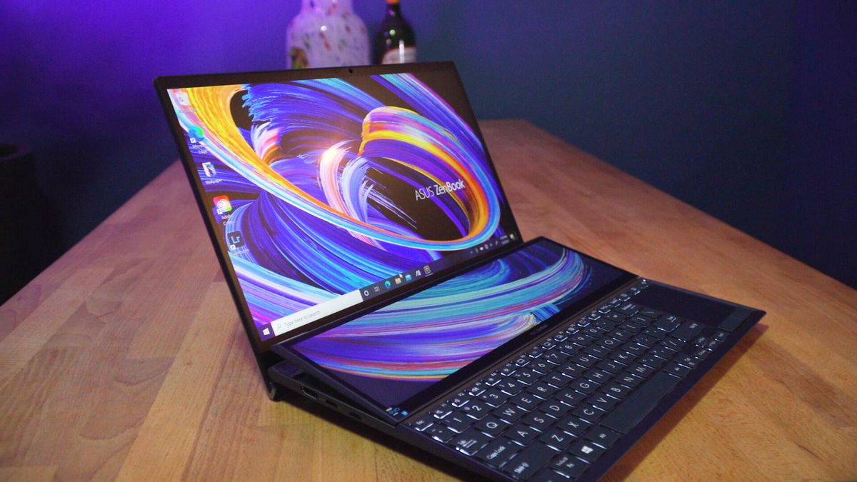 THE ASUS ZENBOOK DUO IS A PERFECT FIT FOR MULTITASKERS