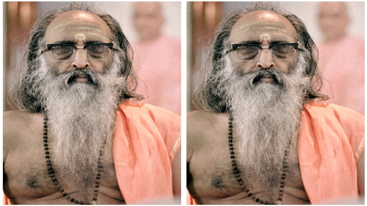 THE UNIQUE YUG PURUSH SWAMI CHINMAYANANDA