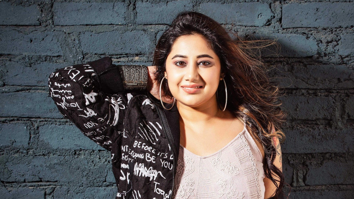 PAYAL DEV OPENS UP ABOUT CROONING ‘DIL DE DIYA’ FROM SALMAN’S ‘RAADHE’