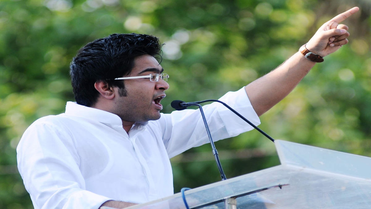 ABHISHEK BANERJEE LEAVES FOR DELHI TO APPEAR BEFORE ED