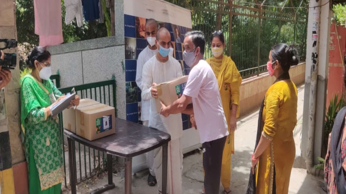 ITV FOUNDATION AND AKSHAYA PATRA DISTRIBUTE MEALS, RATIONS TO NEEDY