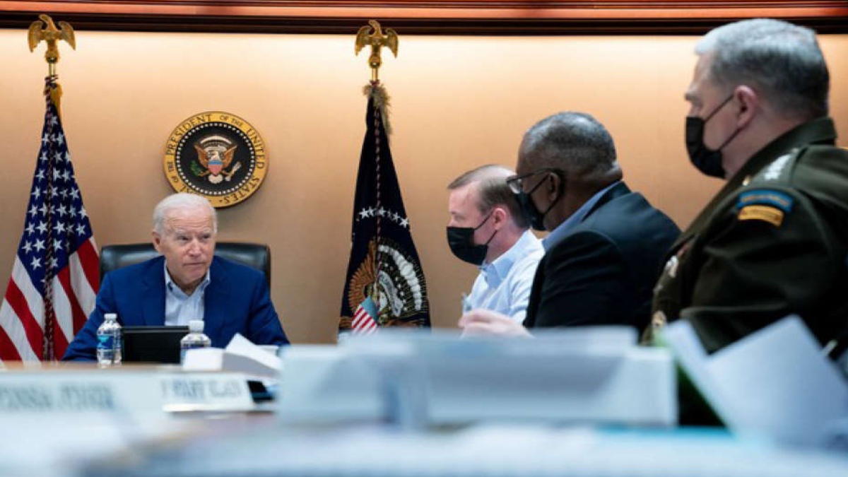 JOE BIDEN MEETS NATIONAL SECURITY TEAM TO DISCUSS AFGHAN SITUATION; TRUMP, POMPEO SLAM HIM FOR FAILURE