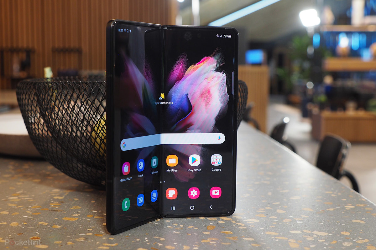 SAMSUNG GALAXY Z FOLD 3 REVOLUTIONISES THE WAY ONE LOOKS AT FOLDABLE DEVICES