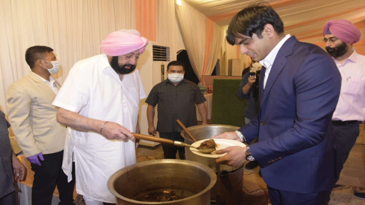 CAPTAIN AMARINDER HOSTS OLYMPIANS FOR DINNER