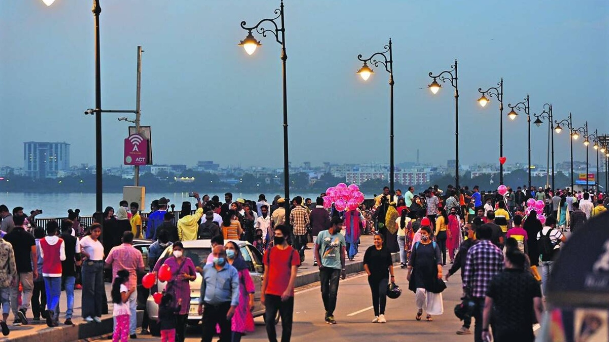 TRAFFIC FREE, PEDESTRIAN FRIENDLY ‘EK SHAAM CHARMINAR KE NAAM’ PROGRAMME BEGINS