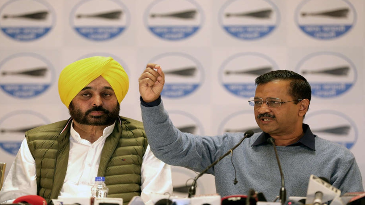 EDUCATION REFORMS: KEJRIWAL’S 8 GUARANTEES FOR PUNJAB TEACHERS