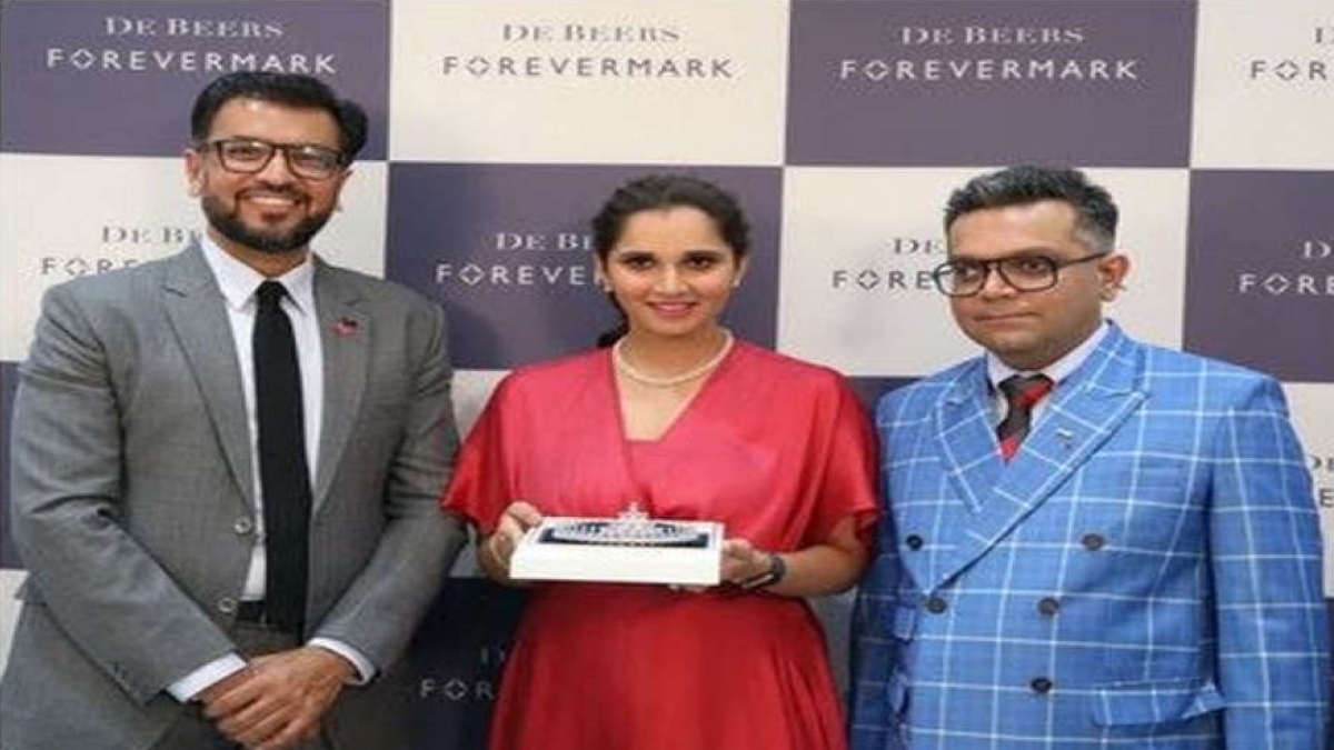 Tennis ace Sania launches De Beers Forevermark boutique in collaboration with OM Jewellers