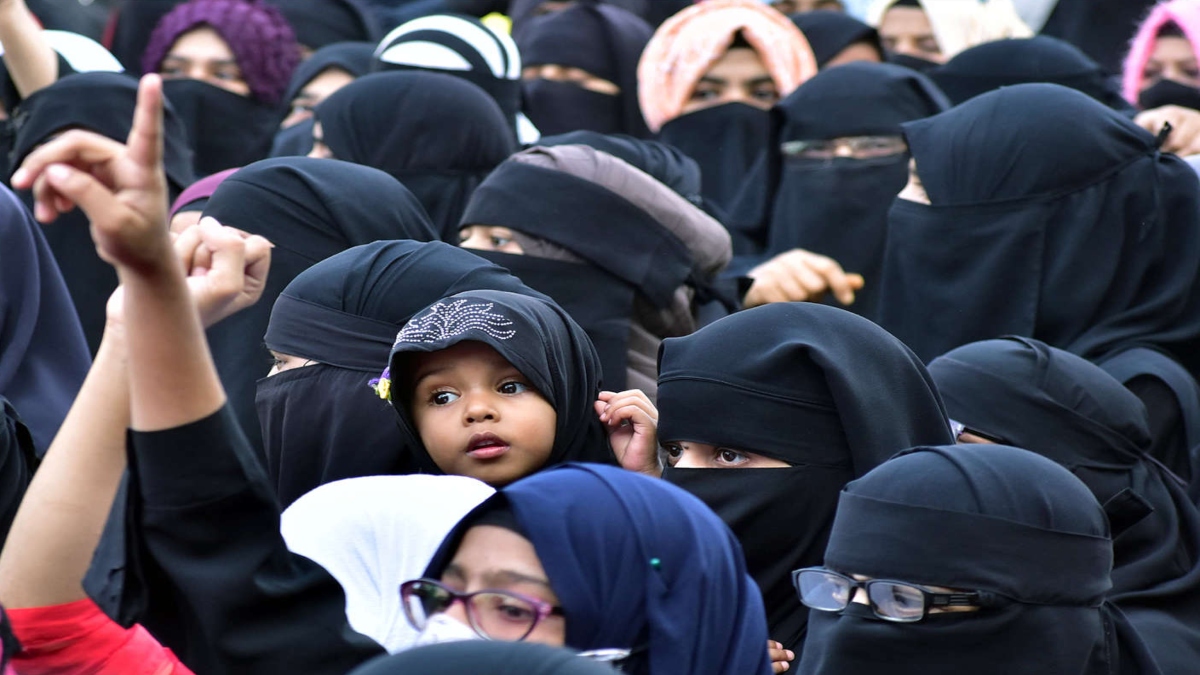 Asserting an Islamist identity through the hijab