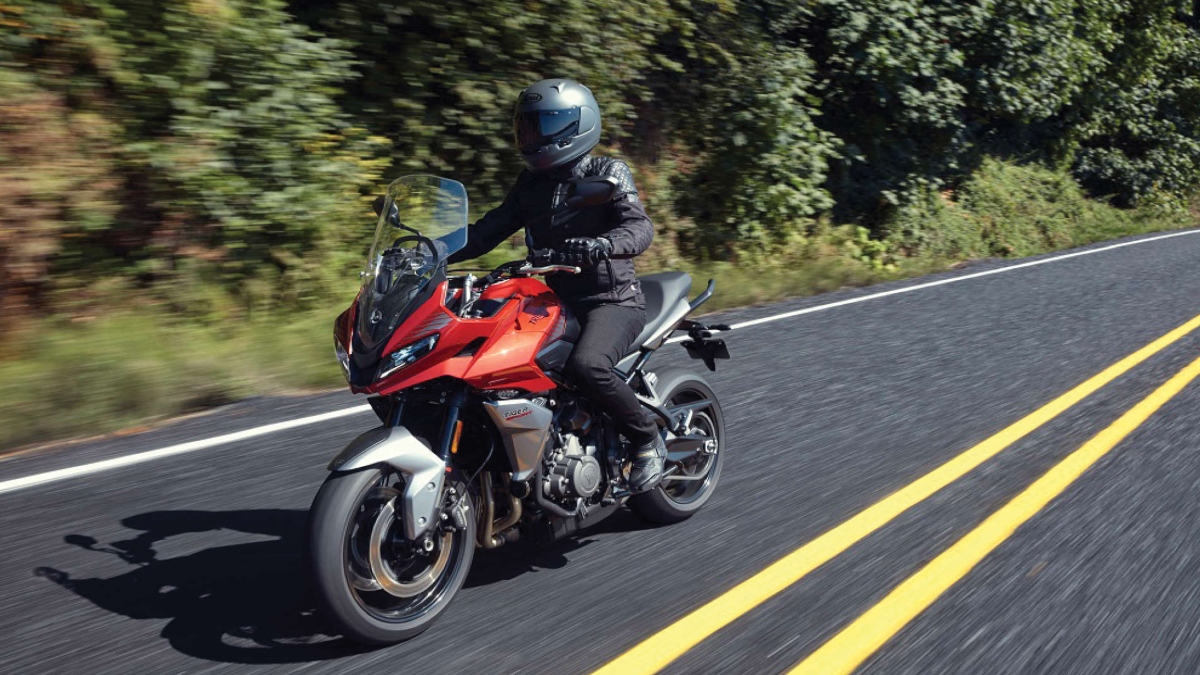 TRIUMPH TIGER SPORT 660: SMALLEST AND AFFORDABLE ADVENTURE IS HERE