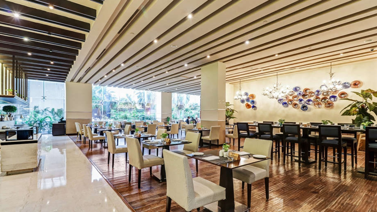 Glasshouse at Hilton Garden Inn Baani Square launches ‘22 dishes in 2022’