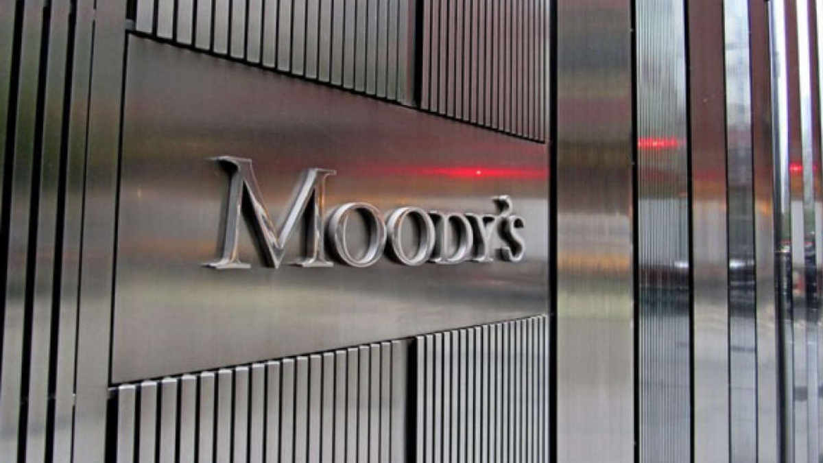 Moody’s Downgrades Russia’s Ratings To Junk