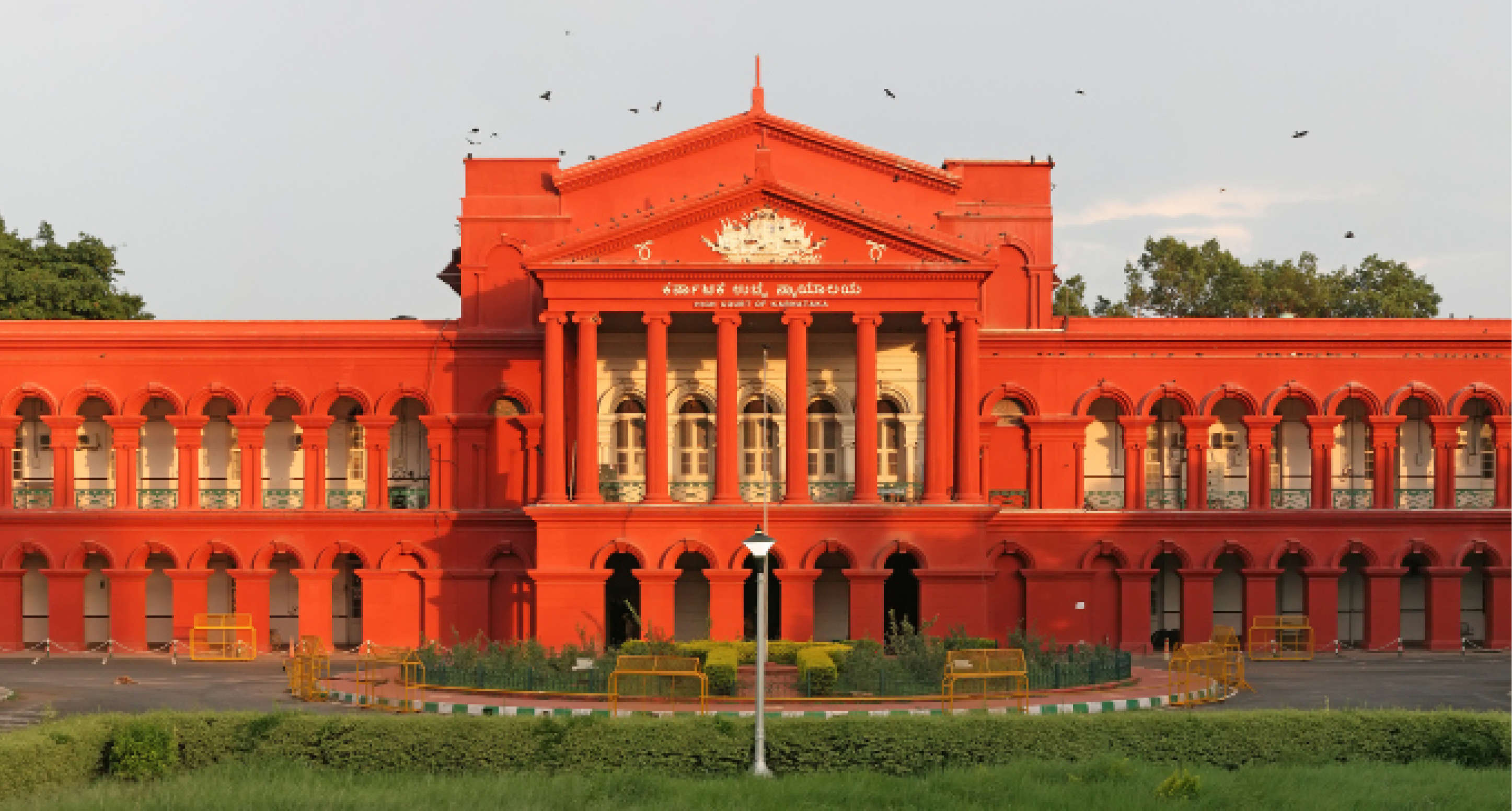 Father Trying To Meet Daughter Due To Denial Of Visitation Rights By Mother Is Not Criminal Trespass/Intimidation: Karnataka HC