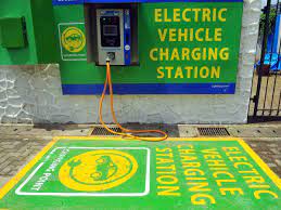 Delhi government to build 100 e-charging stations; know charges