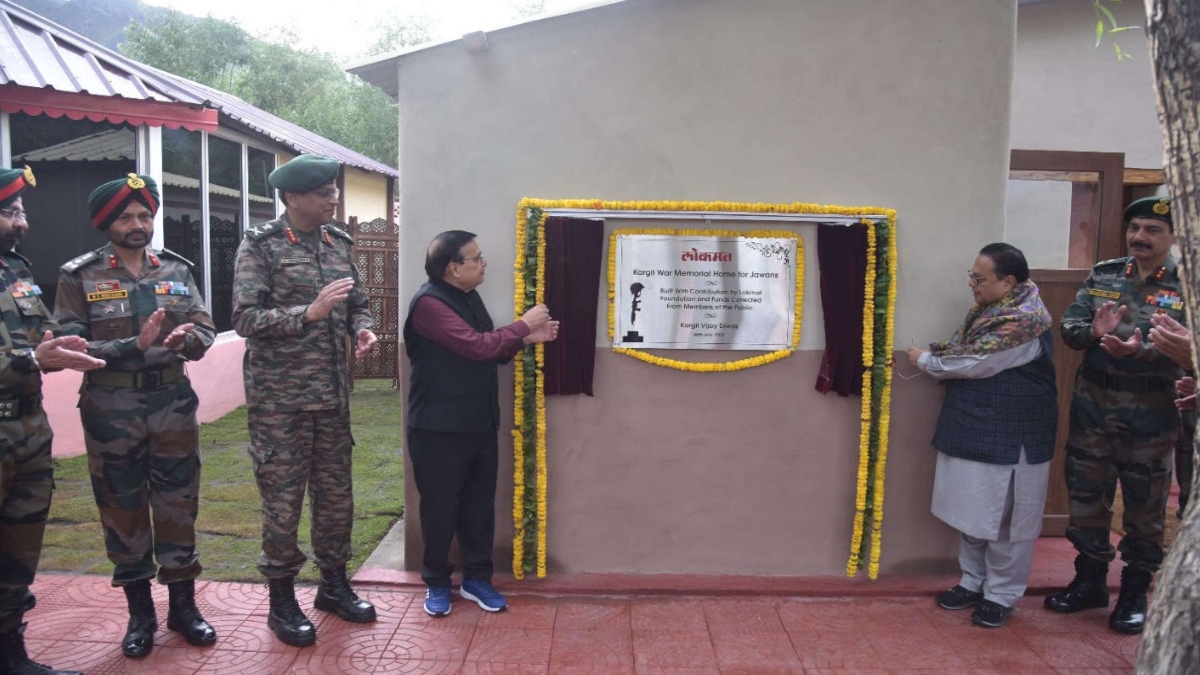 LOKMAT DEDICATES KARGIL WAR MEMORIAL HOME TO JAWANS