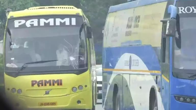 Jharkhand political crisis: Busses with the MLAs spotted leaving Siren’s house