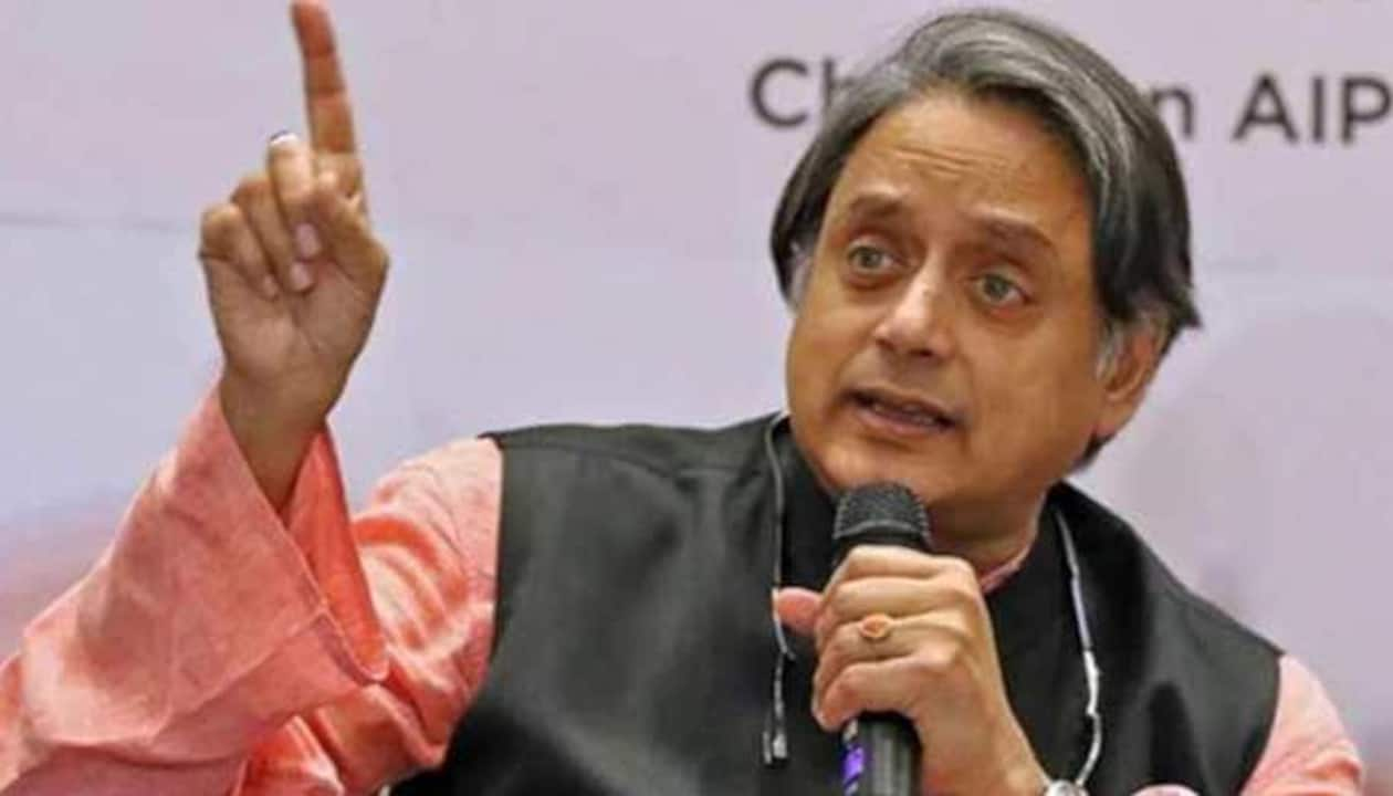 Tharoor demands resignation of Thiruvananthapuram mayor