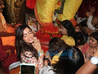 Rashmika Mandanna visits Lalbaugcha Raja and looks stunning in an ethnic outfit