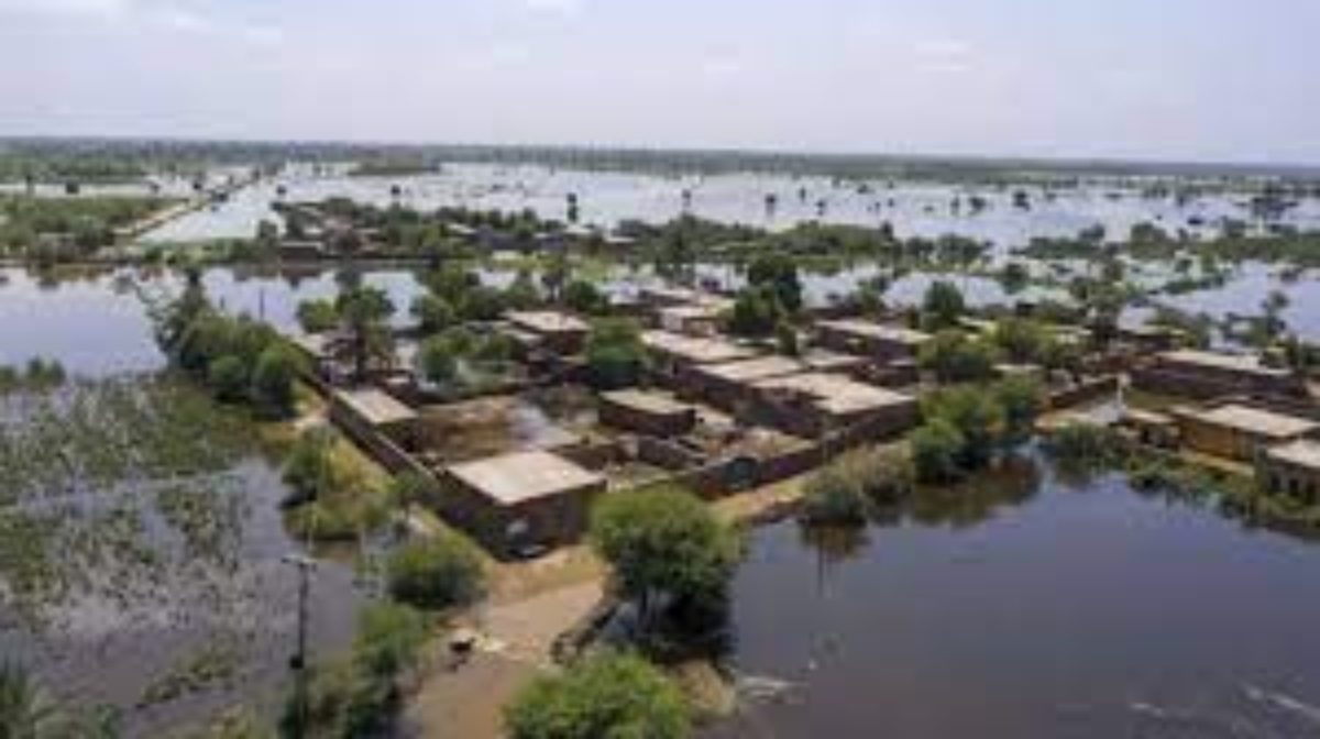 Major floods in Australia’s southeast cut off inland towns for the fourth time this year