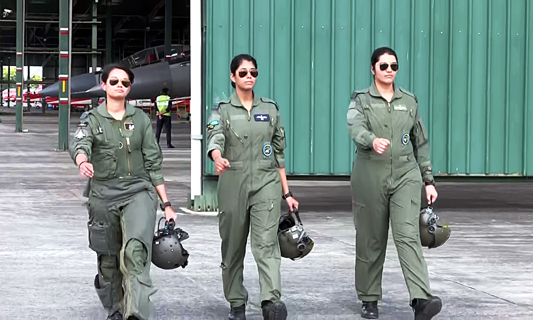 IAF to induct women officers to fly LCH