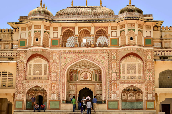 ‘Vibrant Rajasthan’ gives a glimpse of the opulent state