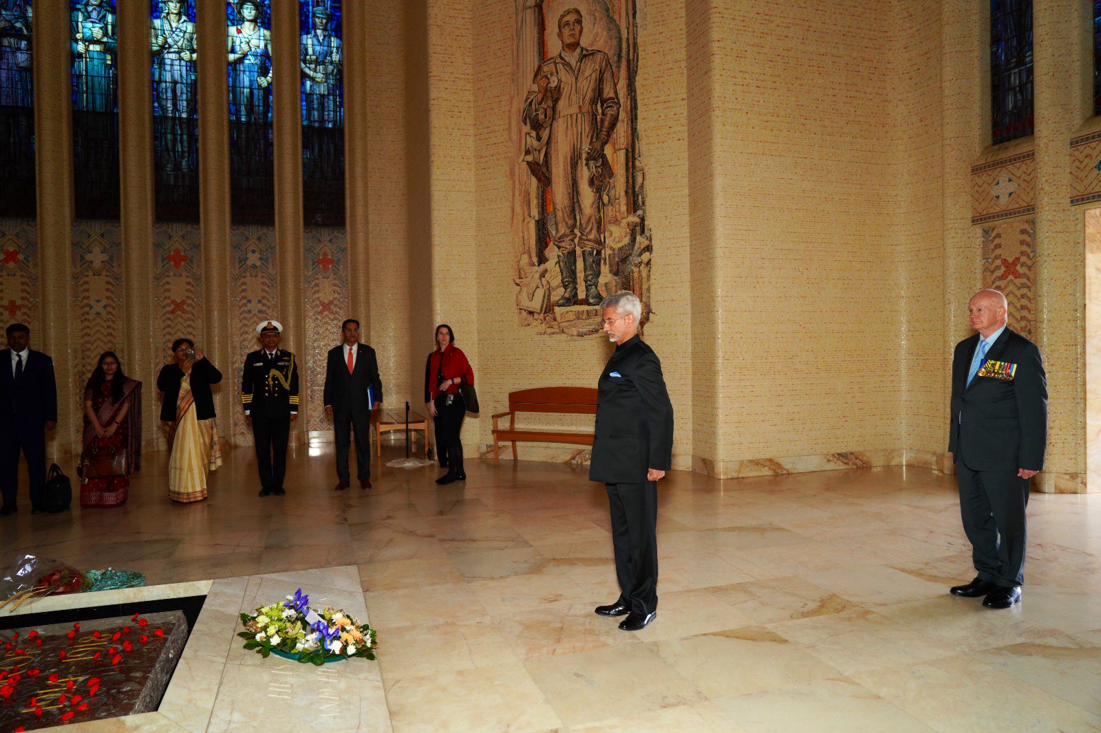 Canberra: S Jaishankar visits the Australian War Memorial