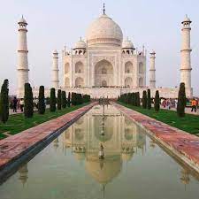 Supreme Court dismisses plea to open rooms in Taj Mahal