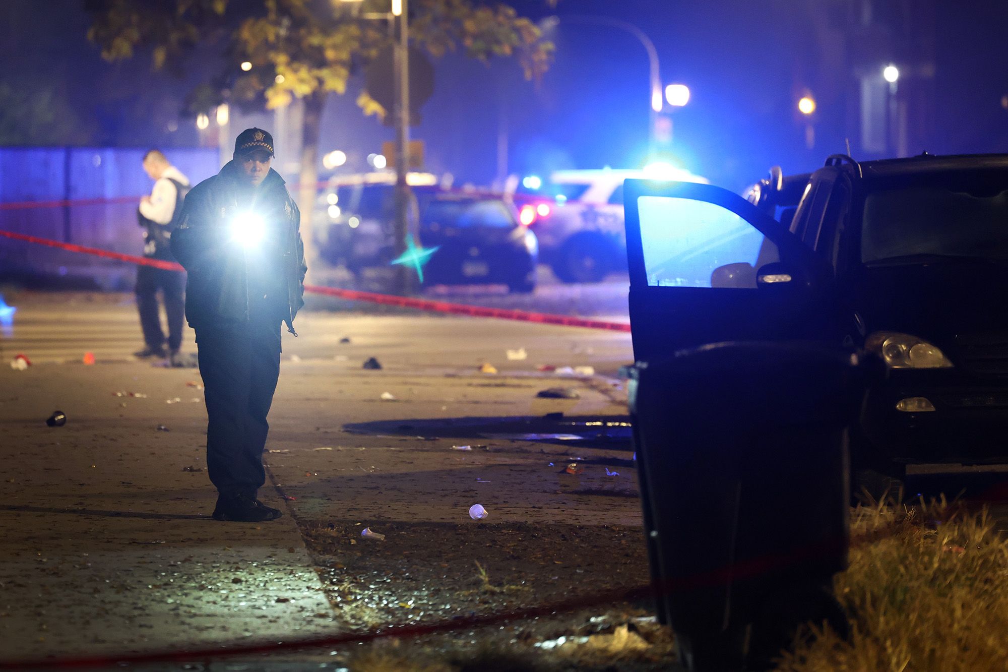 Chicago: 14 injured, including 3 kids, in shooting on Halloween night