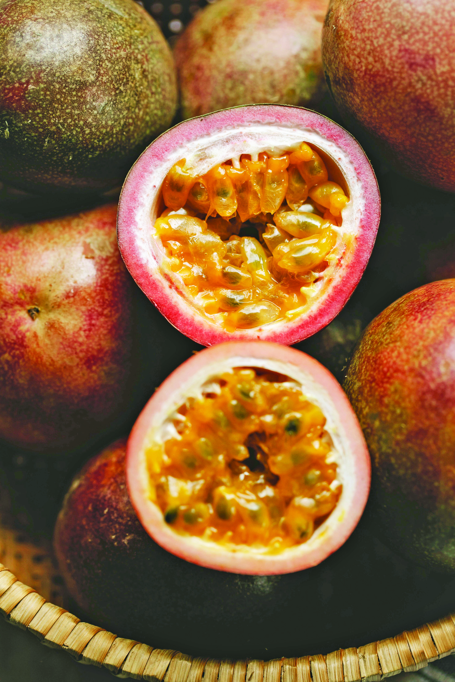 Passion fruit peels have potential to preserve fresh fruits