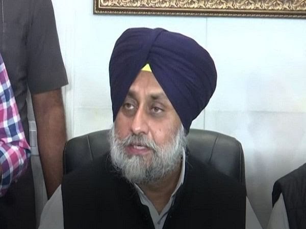 Sukhbir Badal condemns sacrilege of Sri Guru Granth Sahib Ji