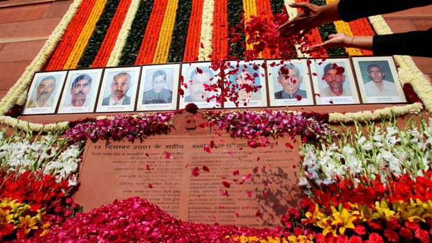 Nation pays homage to the martyrs of 2001 parliament attack