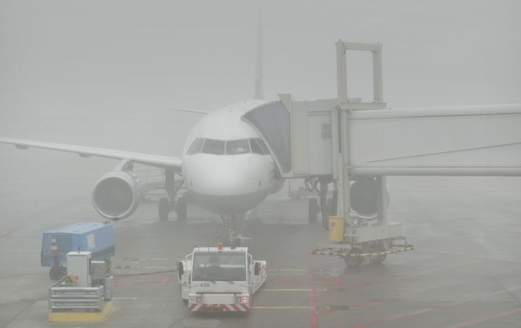 100 Flights Delayed As Season’s Thickest  Smog Engulfs Delhi