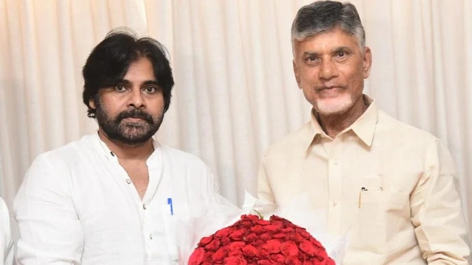 Pawan Kalyan expresses solidarity with Chandrababu