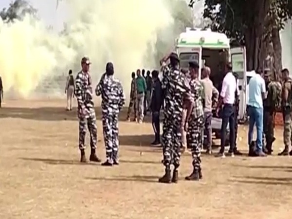 IED blast in Pegdapalli; CRPF personnel injured