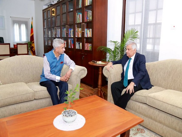 India “will stand by” Sri Lanka, says EAM Jaishankar as he meets prez Wickremesinghe