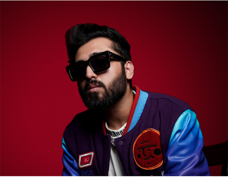 Abhishek Kaushik, known professionally as Travellback is the music producer on the rise this season.