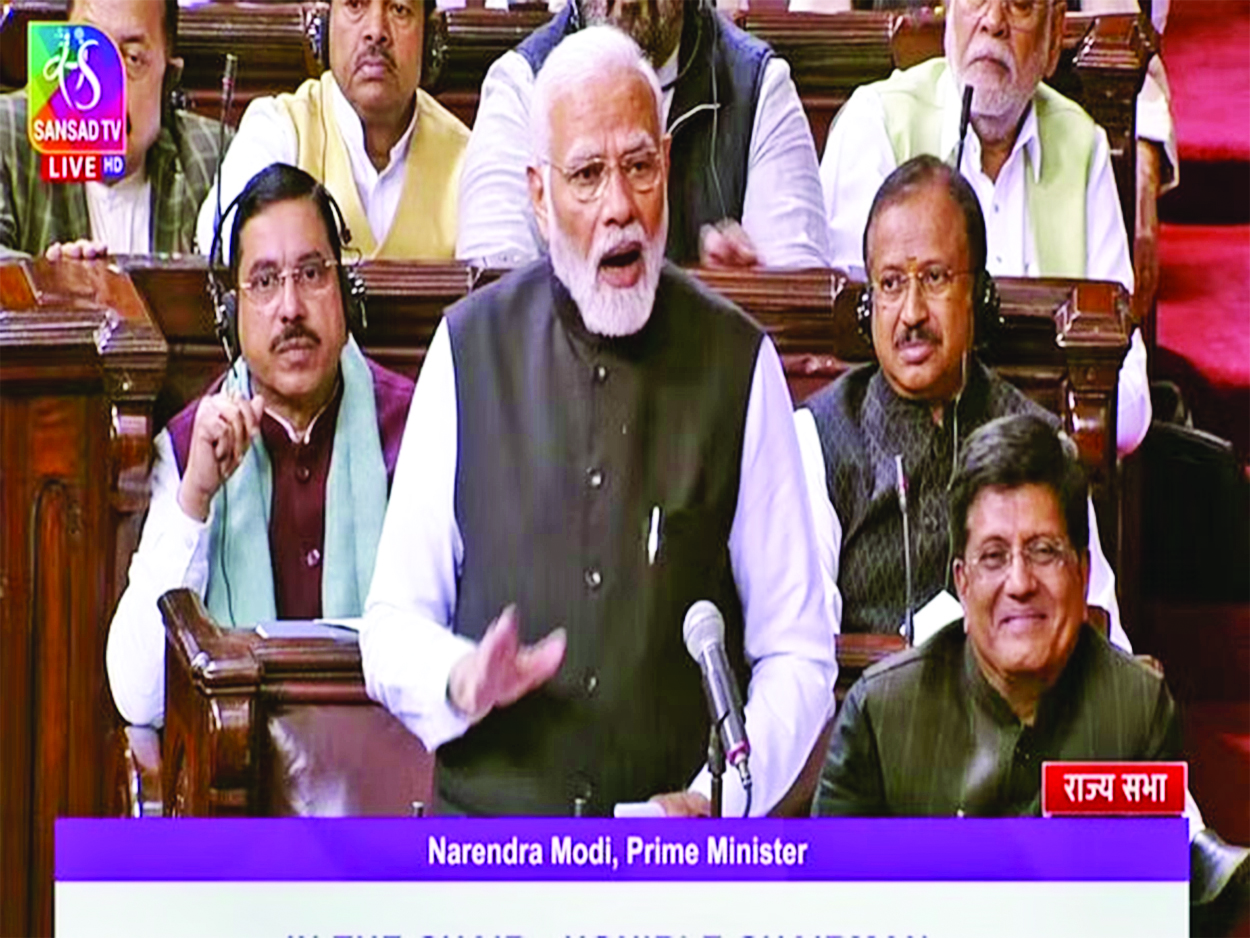 Ek akela kitno ko bhari pad raha hai’:<br>PM Modi amid Opposition sloganeering