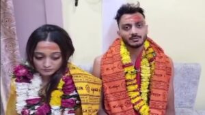 Axar Patel visits Baba Mahakal Temple with wife in Ujjain