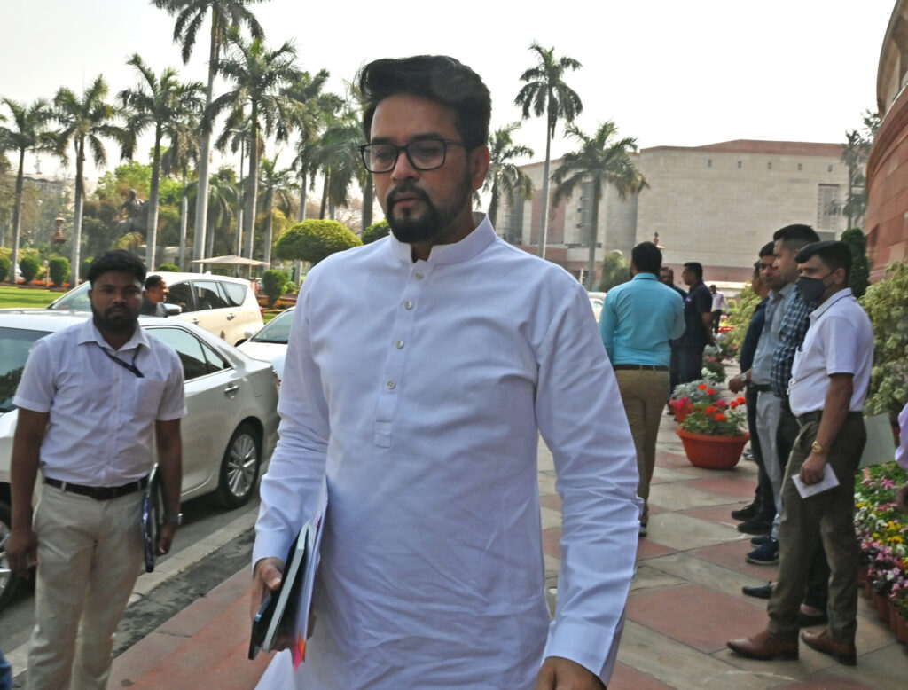 ‘Congress knows art of corruption and corruption through art’: Anurag Thakur