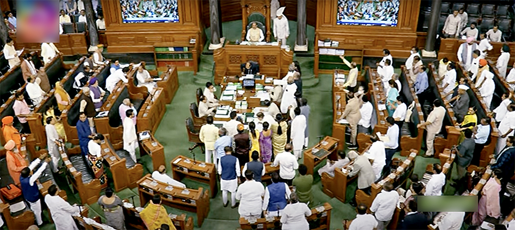 TMC MPs protest with black cloth around their faces during Budget Session