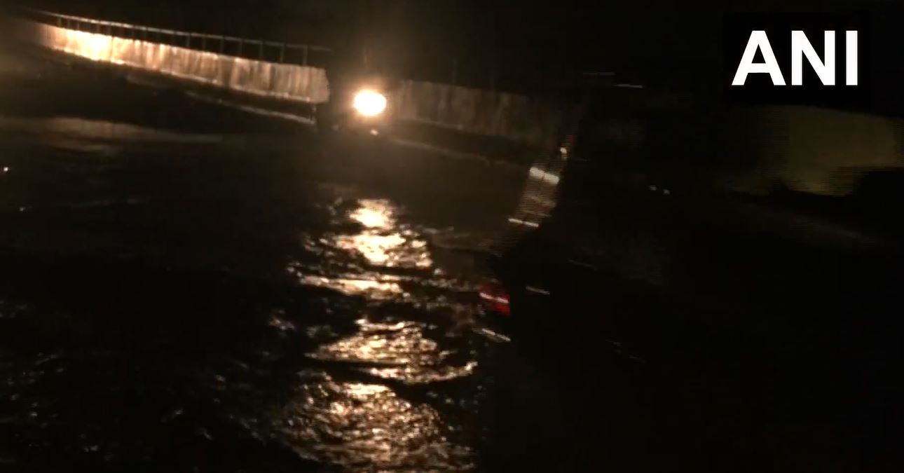 Heavy rains cause severe water logging in several parts of Delhi