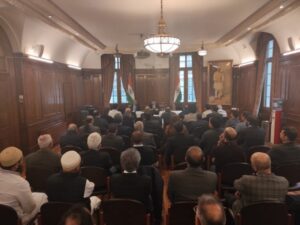 UK: Envoy Doraiswami holds meeting with Indian community leaders