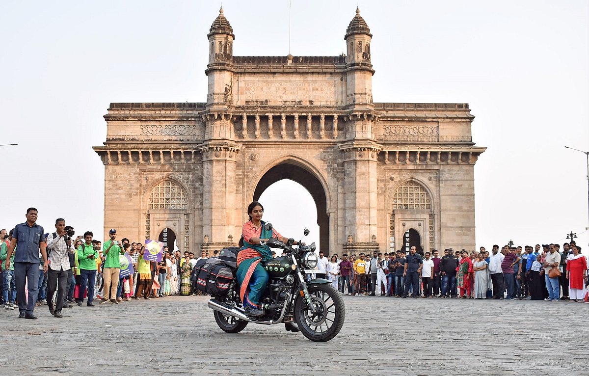 Ramila Latpate embarks on a journey on a bike around the world wearing the Navari saree