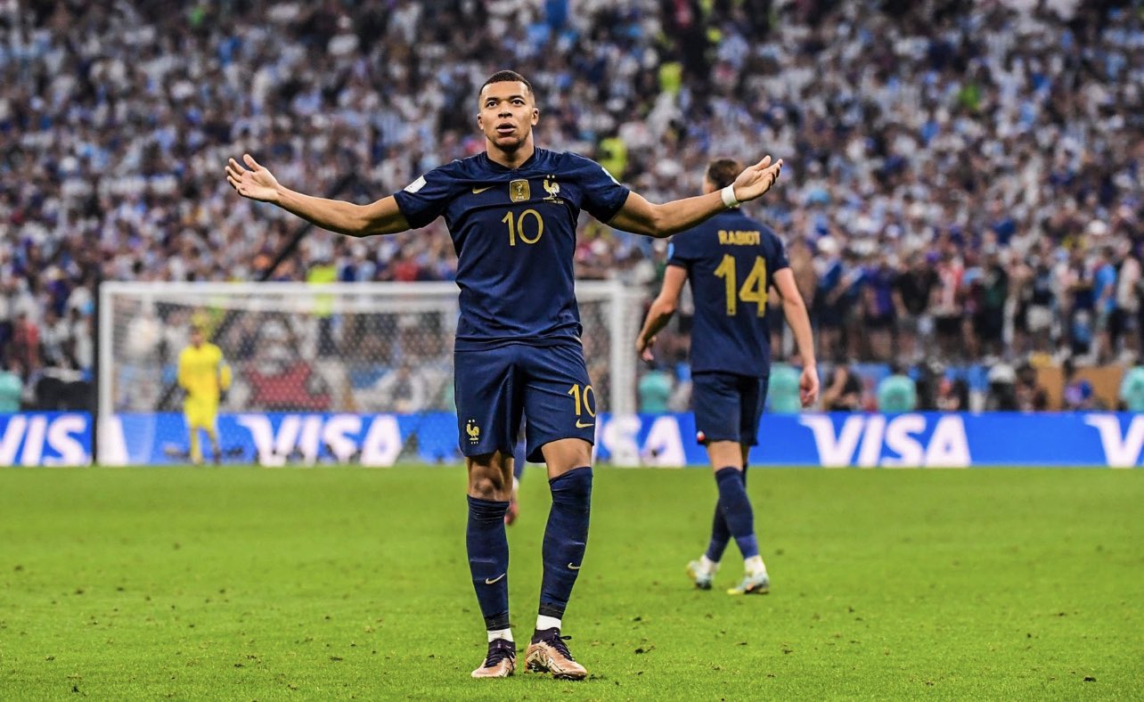 France beats the Netherlands 4-0 at home in Euro Qualifiers