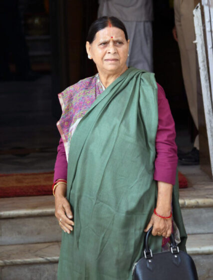 CBI raid on Rabri devi's residence